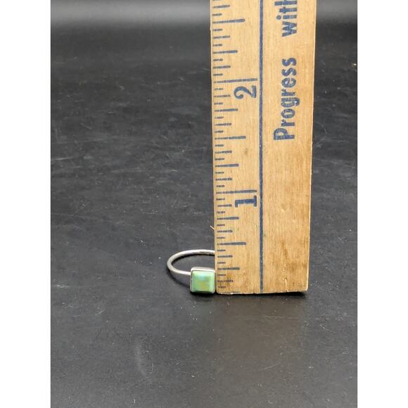 Vintage Dainty 925 Sterling Silver Minimalist Square Turquoise Bezel Set Ring - Picture 8 of 8
